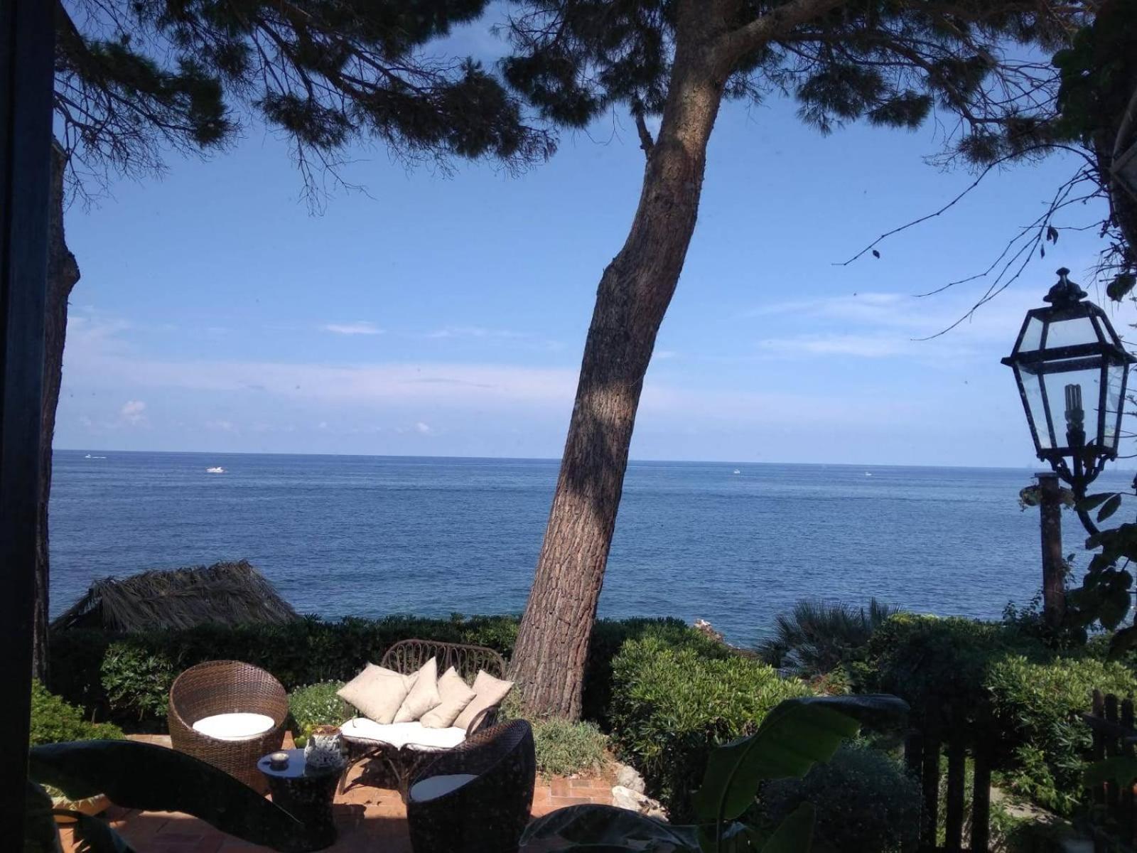 Casa vacanze Alle Due Torri, Sulla Roccia A Picco Sul Mare