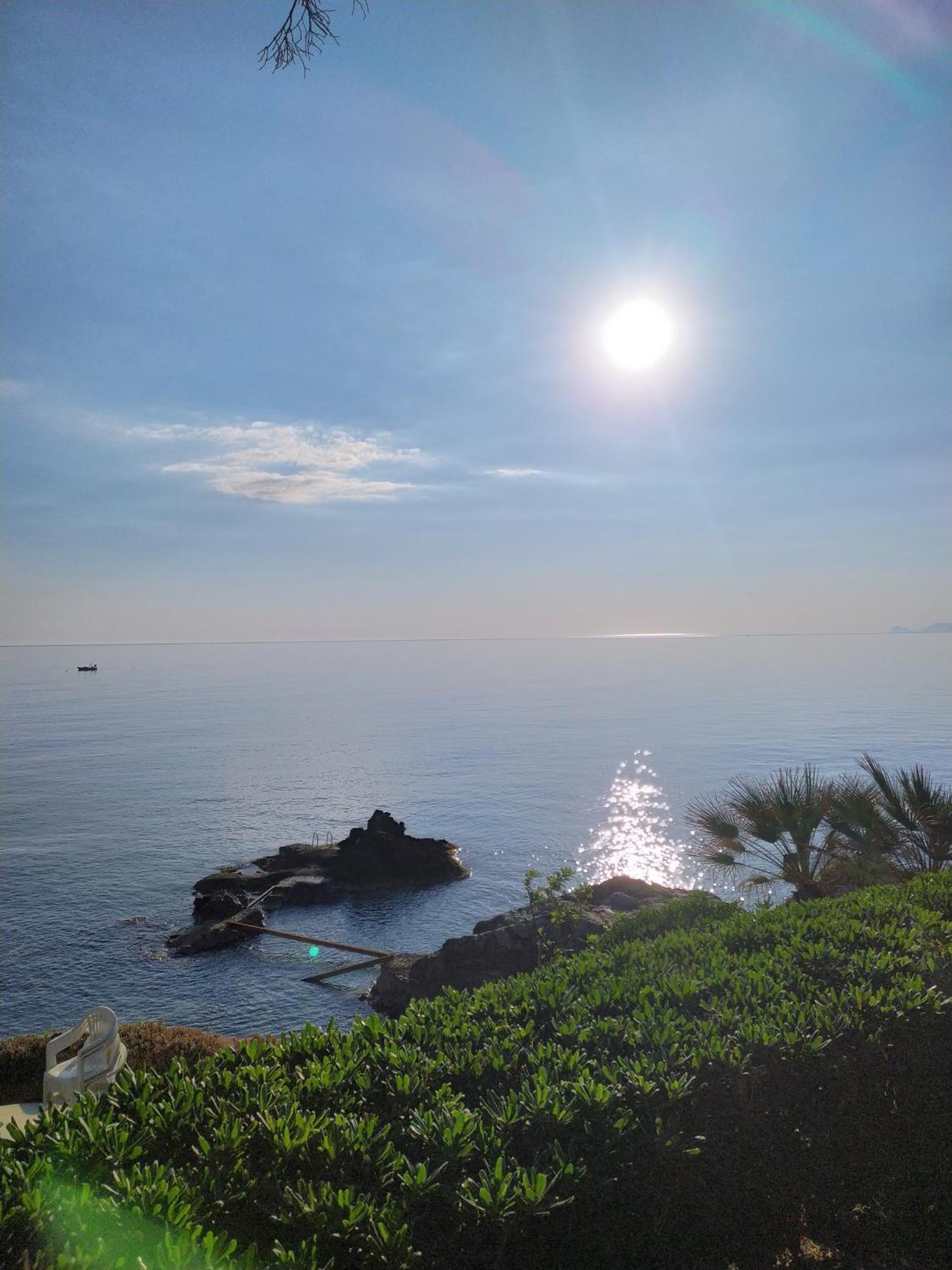 Casa vacanze Alle Due Torri, Sulla Roccia A Picco Sul Mare